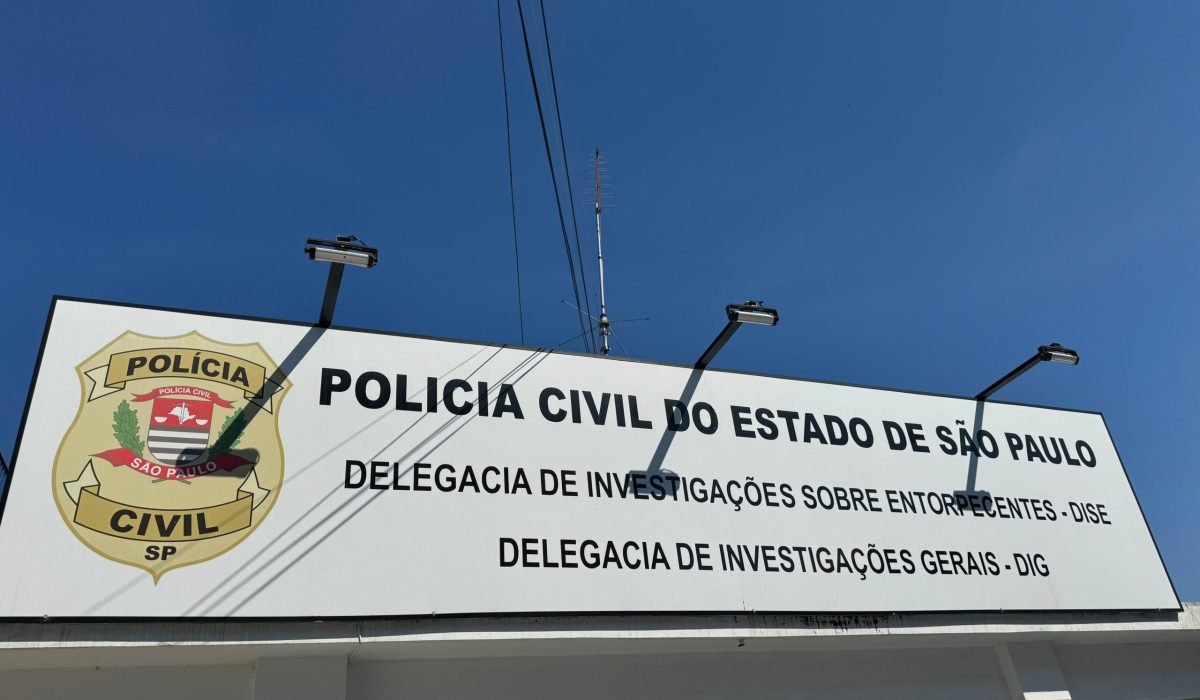 21ba16de-d9c8-417b-b26c-5103a91d1867