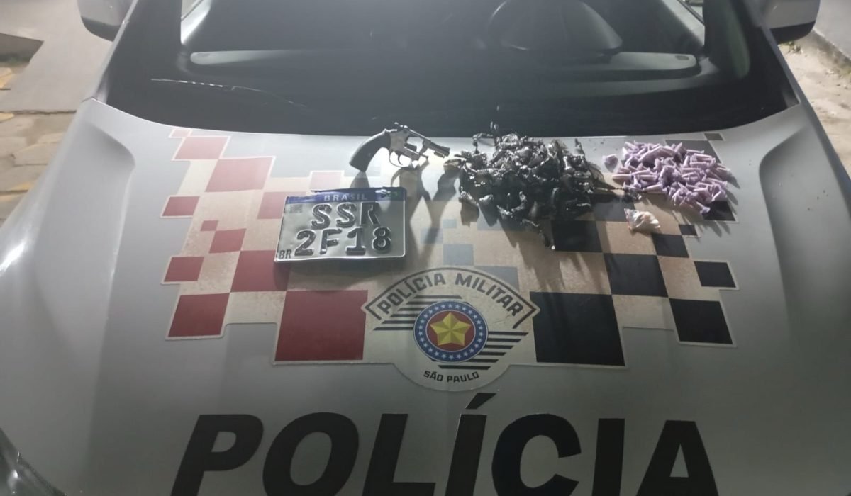 Adolescente é apreendido por tráfico, porte ilegal de arma e receptação em Caraguatatuba