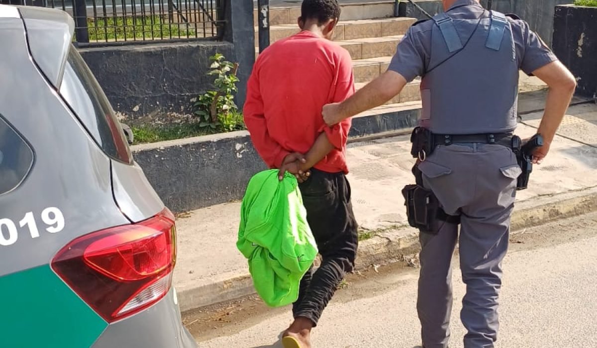 Criminoso é preso em flagrante após furto em residência na Praia do Julião, em Ilhabela