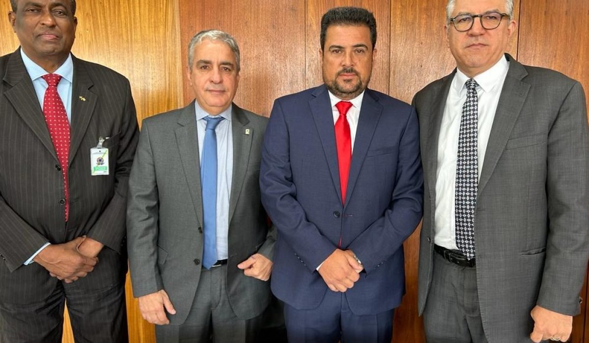 Felipe Augusto busca parcerias em Brasília para reconstrução de São Sebastião após fortes chuvas