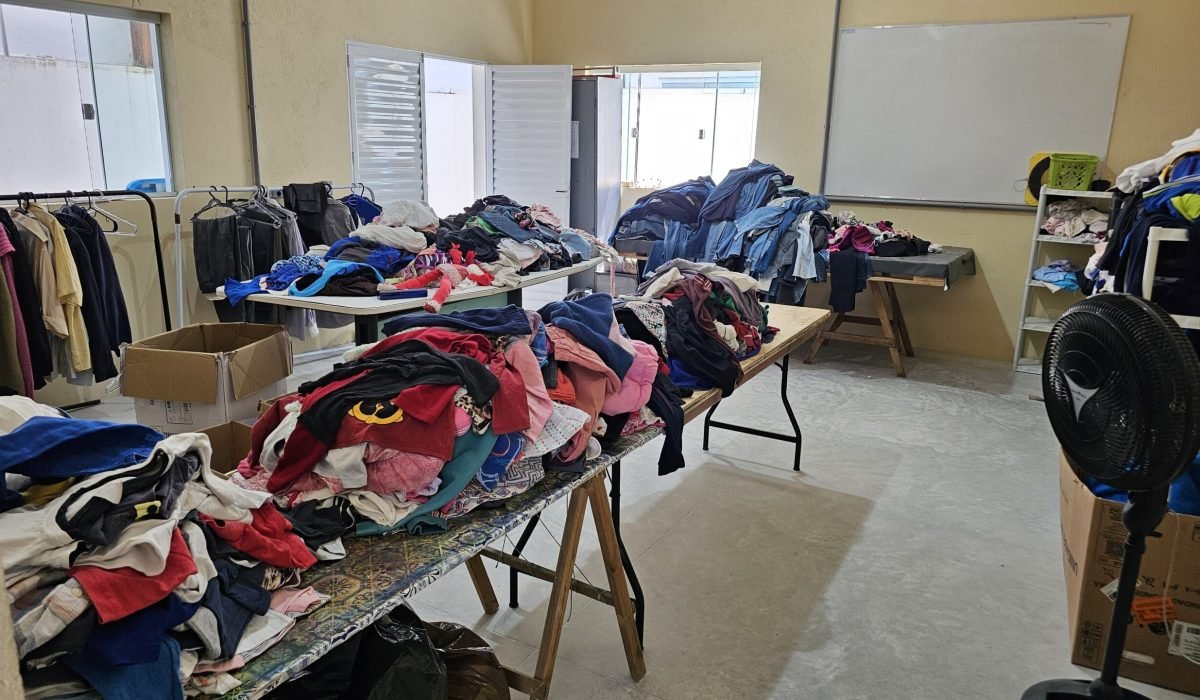 Fundo Social de Ilhabela promove Varal Solidário com doações de roupas e itens de necessidade nesta sexta-feira (31)