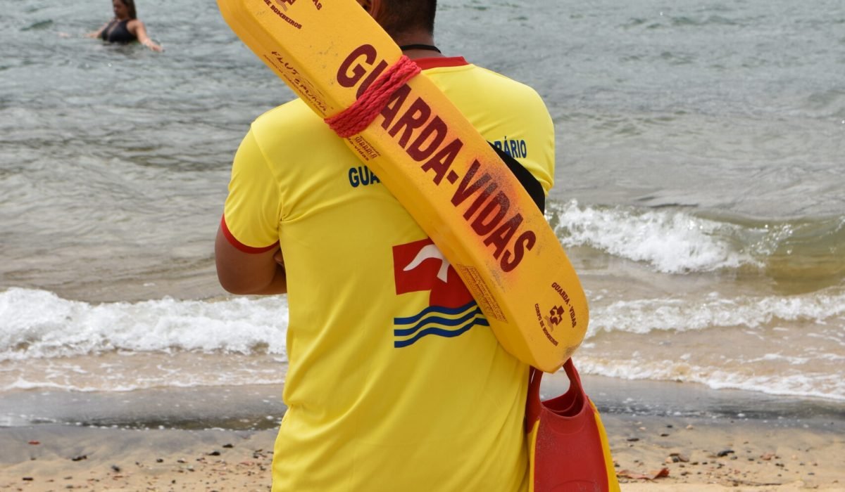Guarda-Vidas na praia da ilha das cabras-Fotos Yuri Cesar (3)