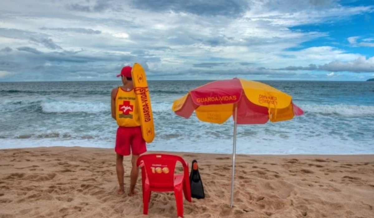 Guarda-Vidas-praias-e1659360698270-770x512