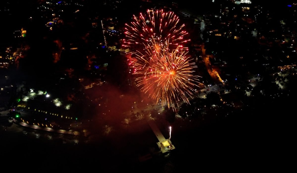 Ilhabela promete Réveillon inesquecível com show de fogos e música nas principais praias da cidade