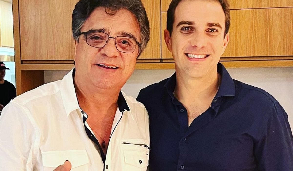 Mateus-Silva-oficializa-candidatura-a-prefeito-de-Caragua-apos-renuncia-do-pai-Antonio-Carlos
