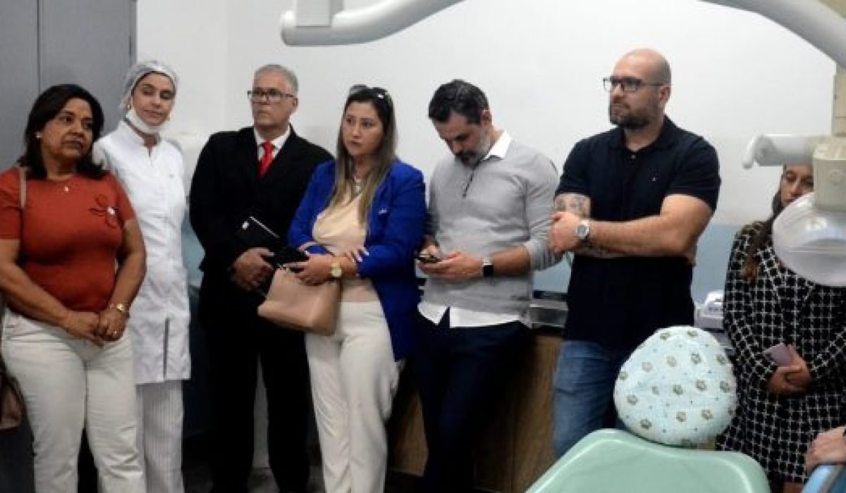 Novo consultório odontológico amplia atendimento no Porto Novo em Caraguatatuba