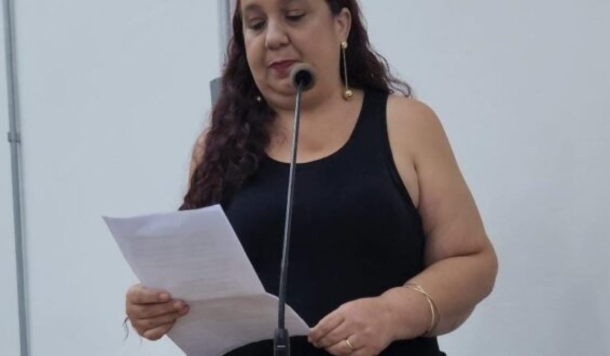 PROFESSORA-DENUNCIA-1-660x330