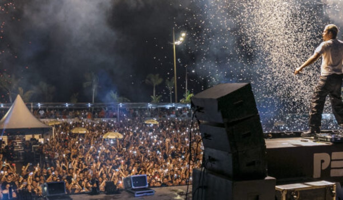 pedrosampaio_caraguatashow-4584-1-825x305